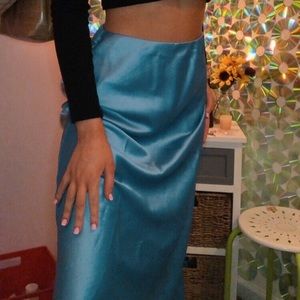 Forever 21 satin sly blue ankle length skirt